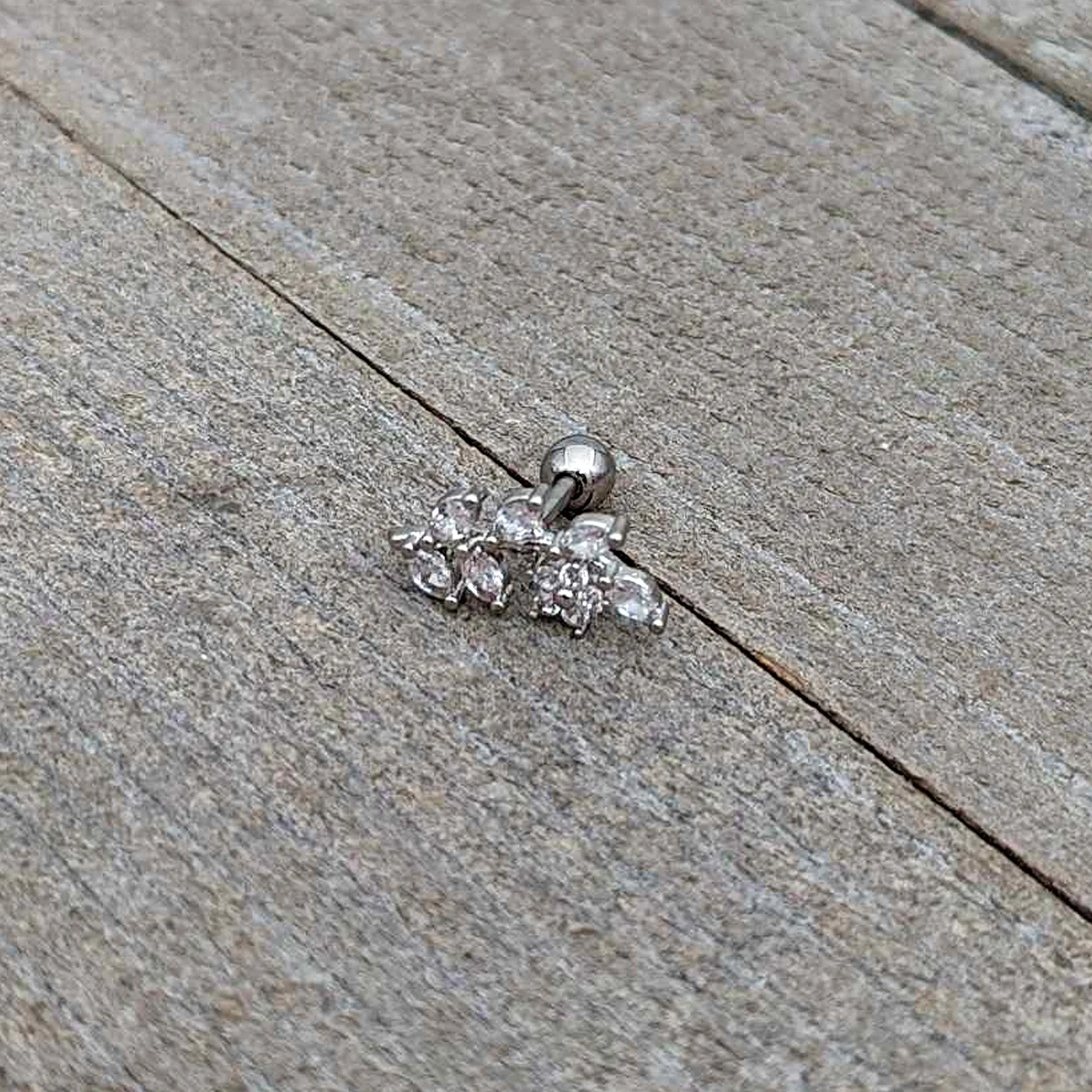 16 Gauge 1/4 Clear CZ Gem Flower And Vine Cartilage Tragus Earring