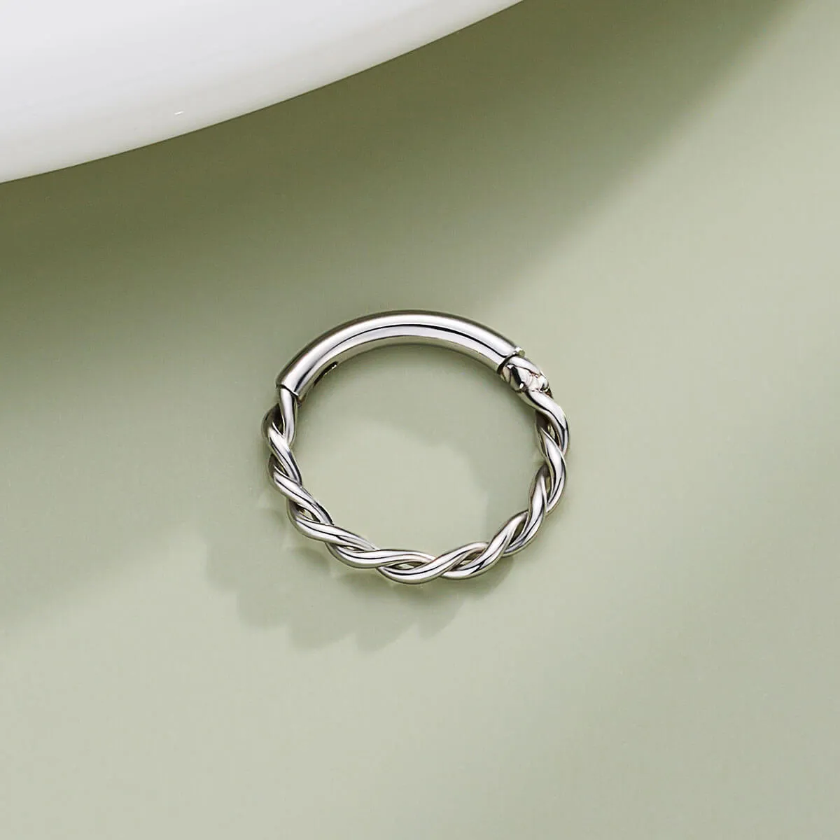 16G Braided Hinged Segment Septum Ring