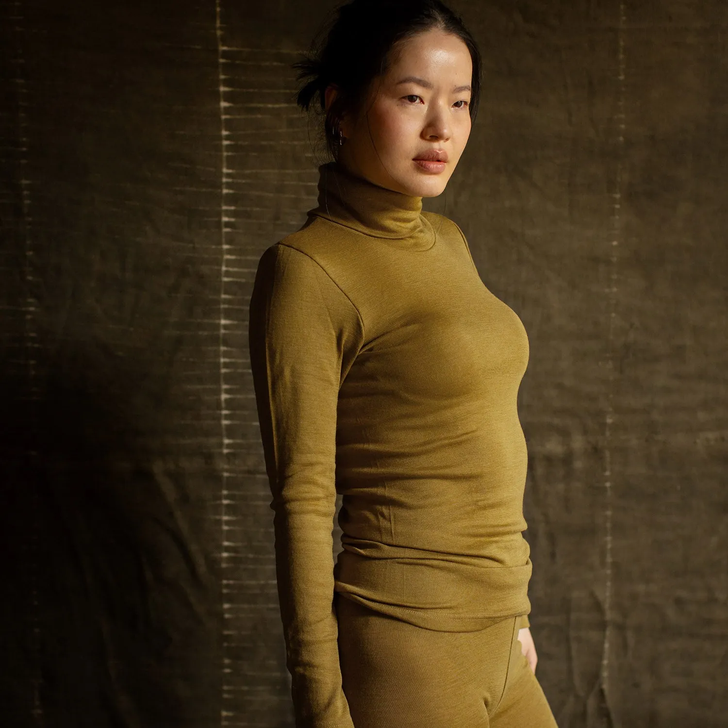Auk Womens Top - Merino Wool & Silk - Pistachio