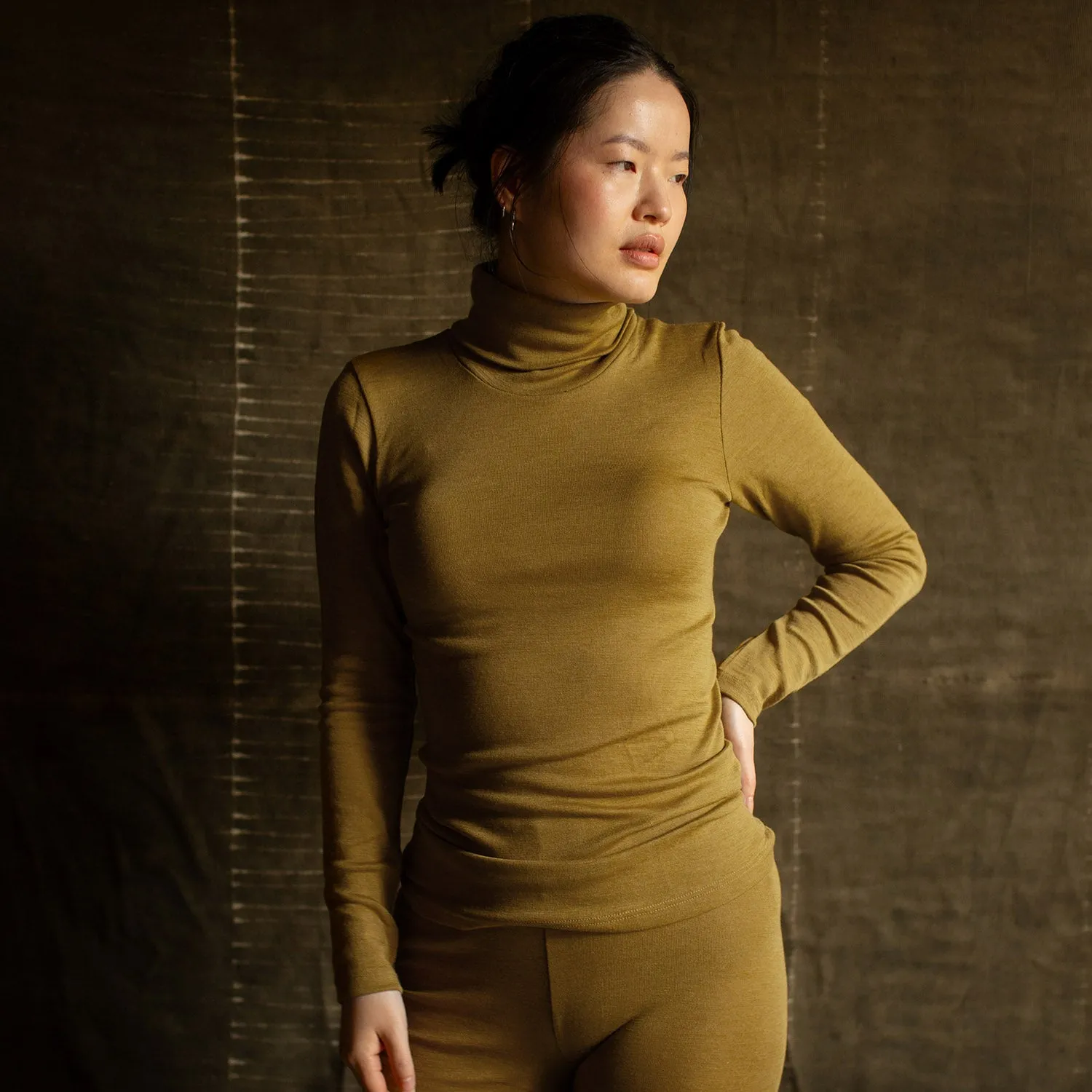 Auk Womens Top - Merino Wool & Silk - Pistachio