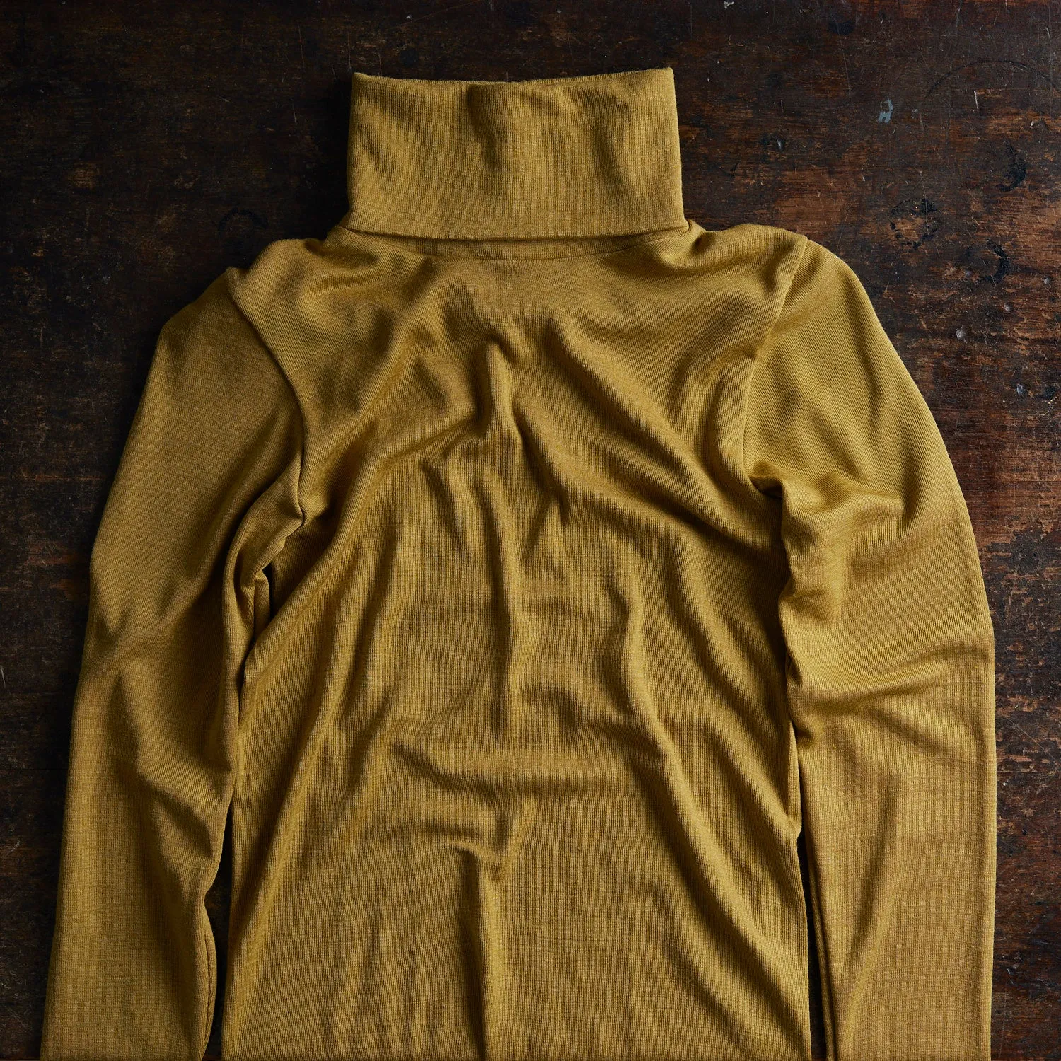 Auk Womens Top - Merino Wool & Silk - Pistachio