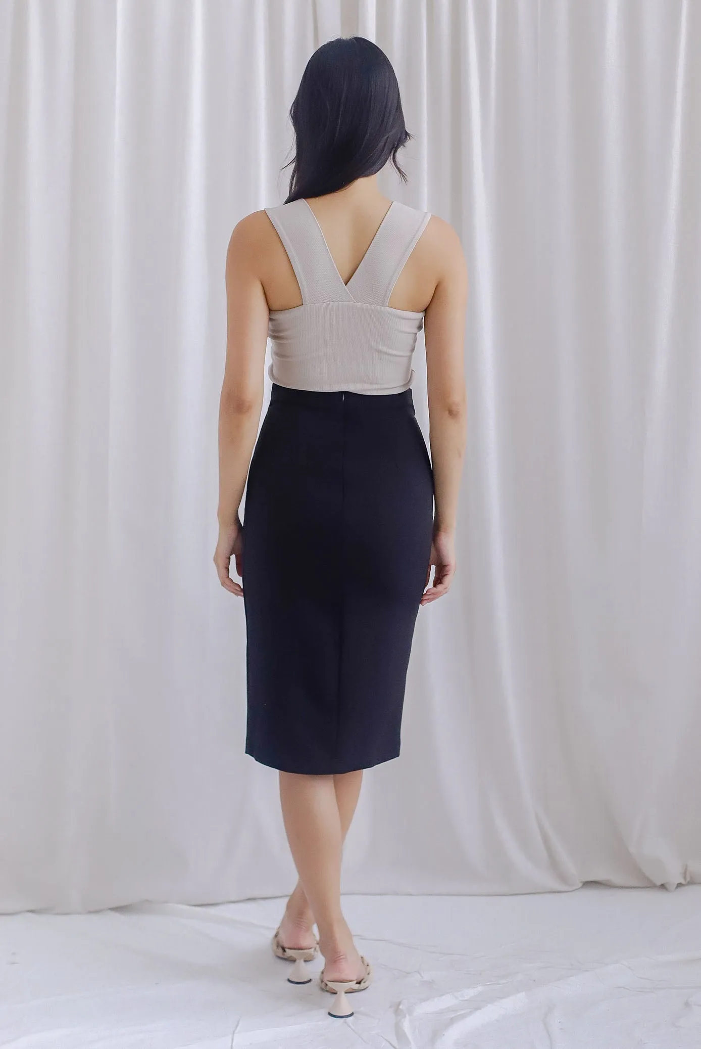 Cherie Padded Two Way Top In Taupe