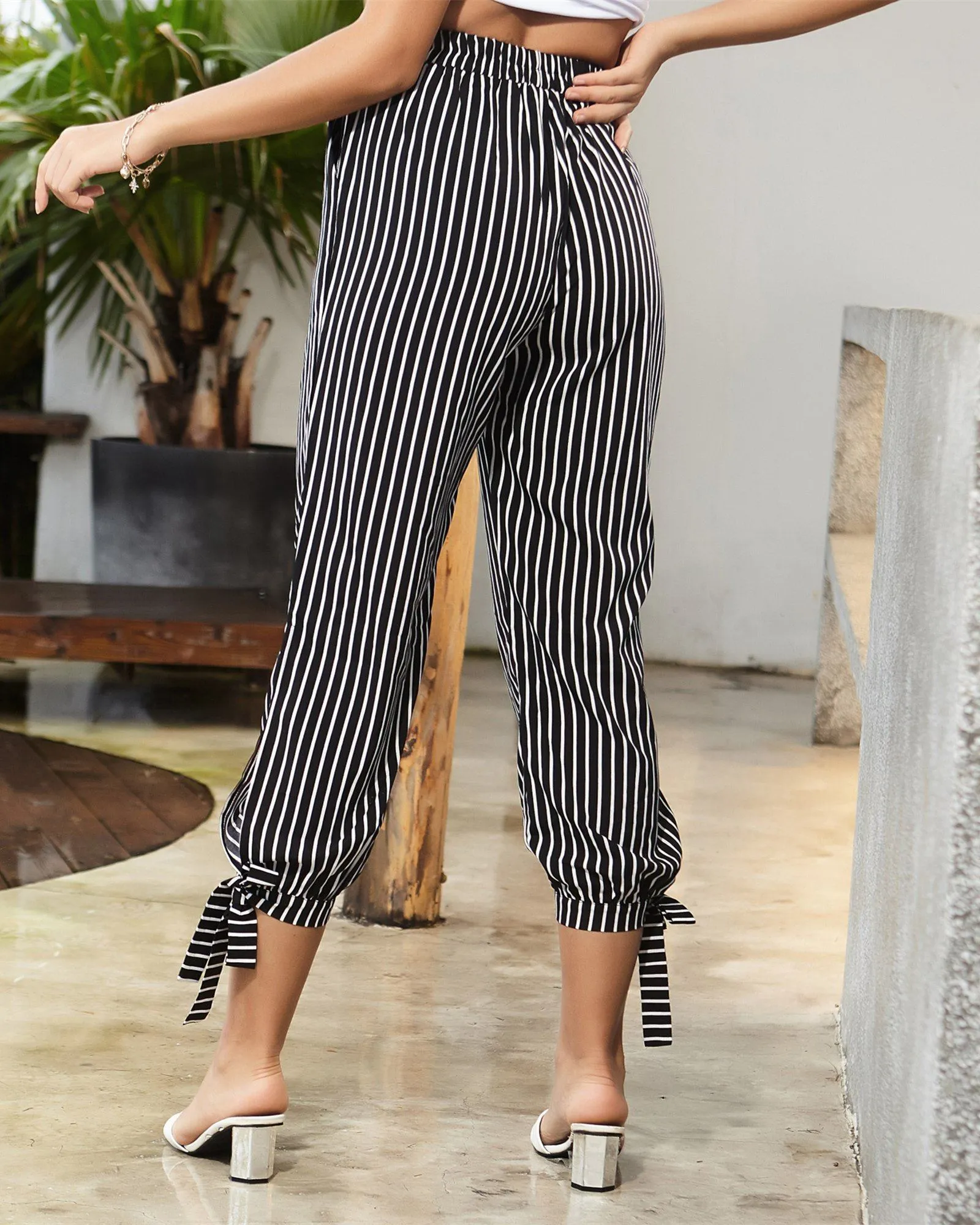 Classic Look High-Waisted Pants - Black Pinstripe
