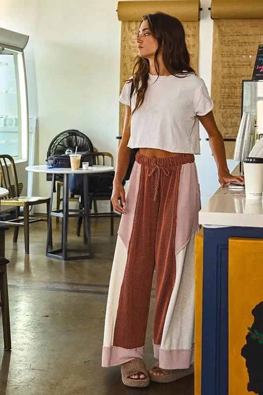 Color -Block Detail Rib Textured Wide Legs Pants