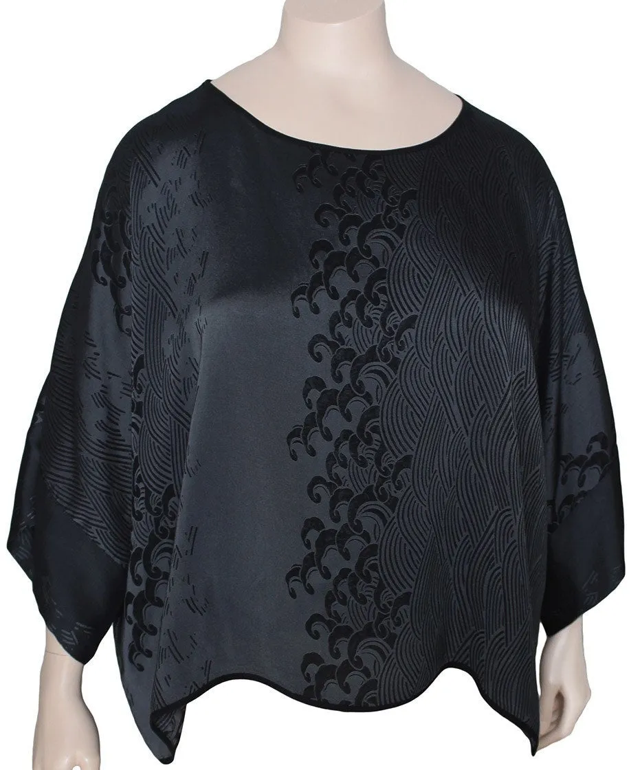 Dressori Oversized Kimono Sleeve Top