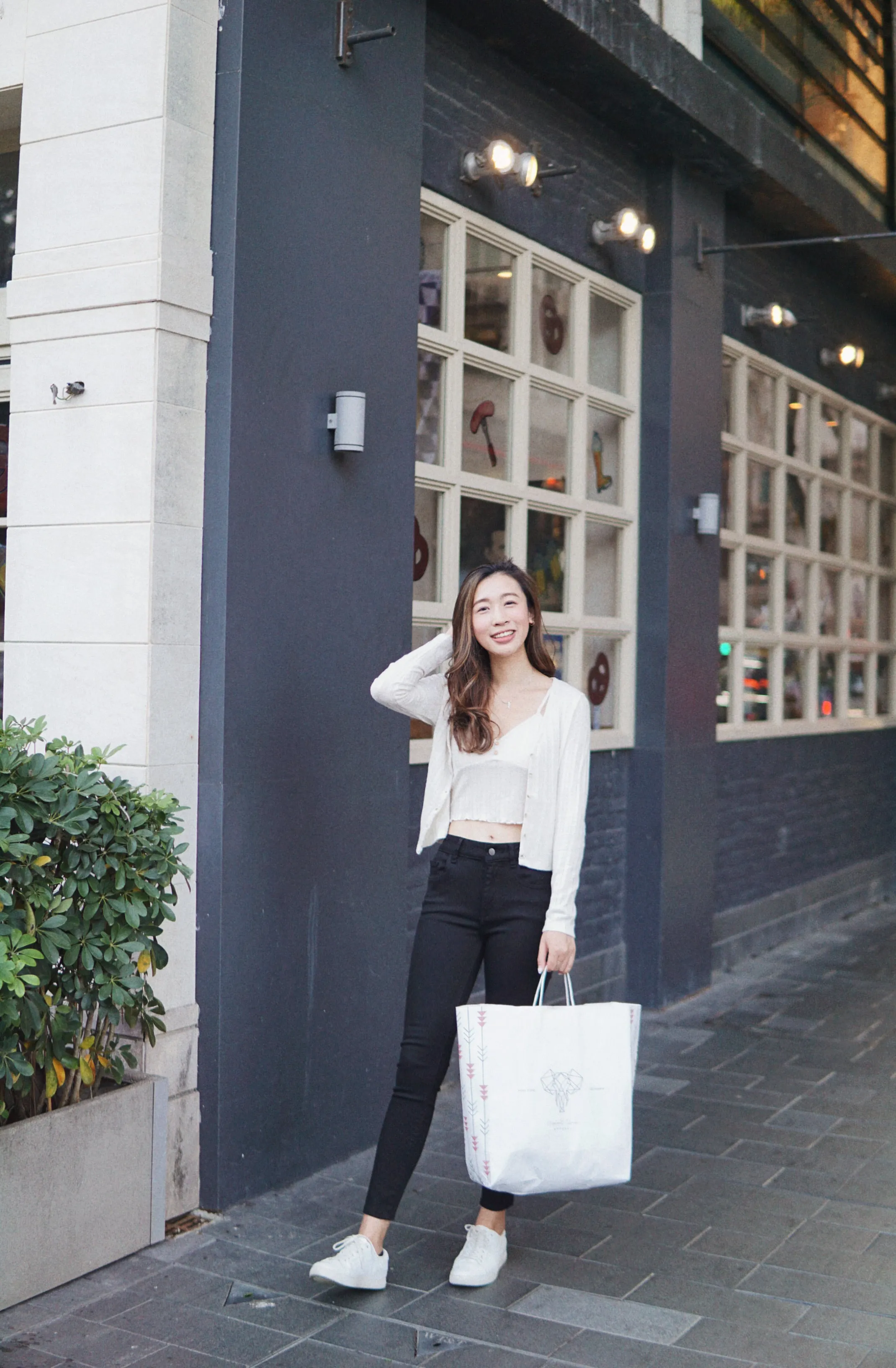 Florence Crop: Mid Rise Skinny
