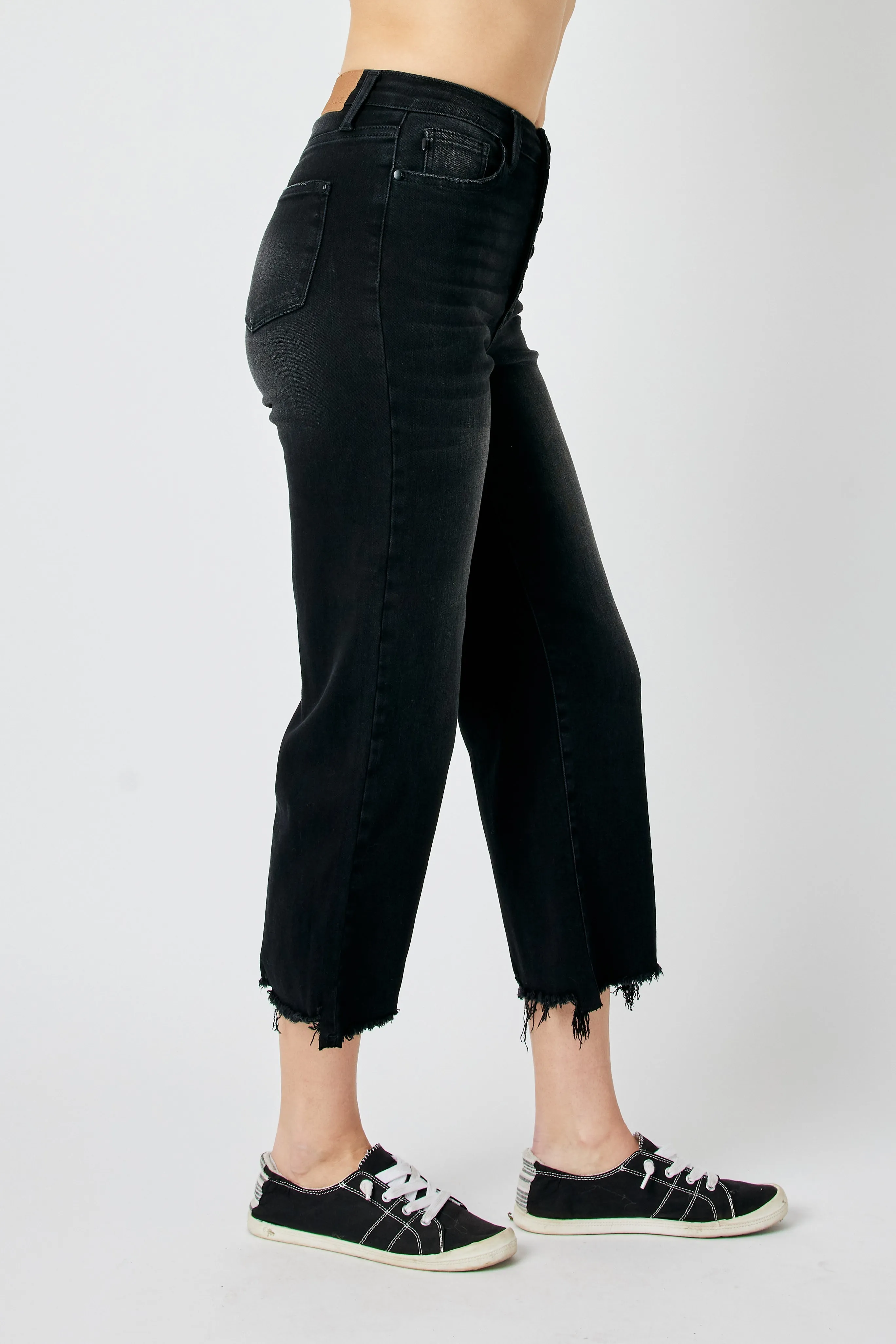 JUDY BLUE BLACK HIGH WAISTED DESTROY RAW HEM CROP WIDE JEANS / STUFFOLOGY BOUTIQUE