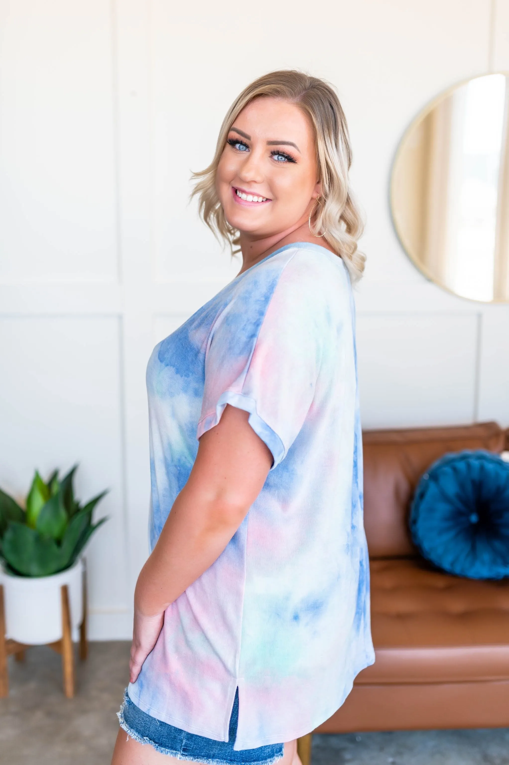 Living Our Best Life Tie Dye Top In Blue
