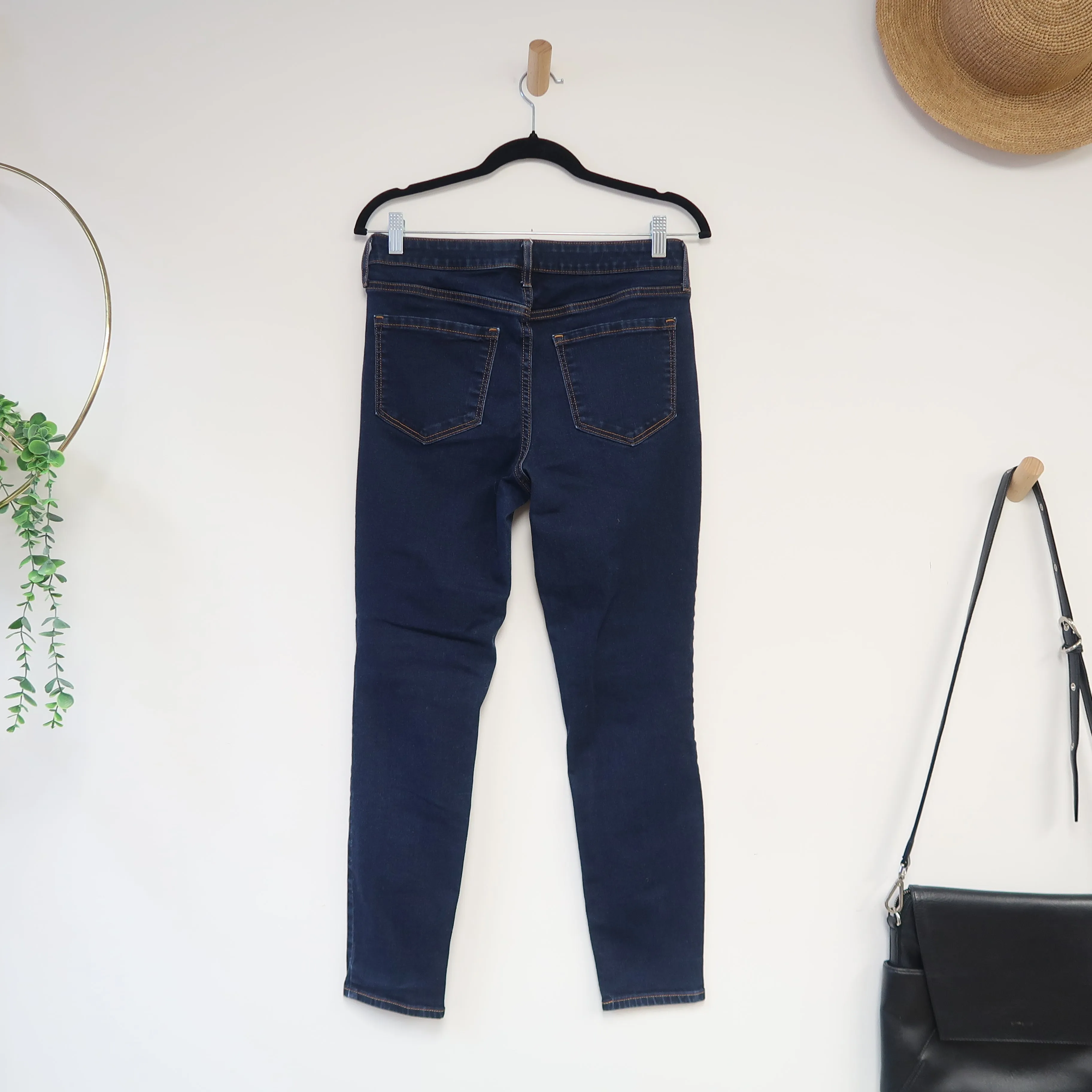 Old Navy - Pants (Women's 8 Short)