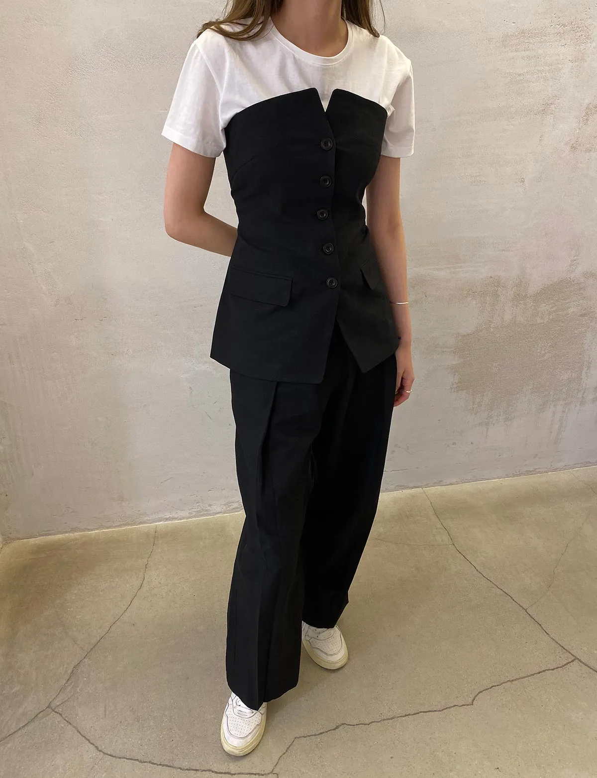 Pleated Linen-Blend Crop Pants