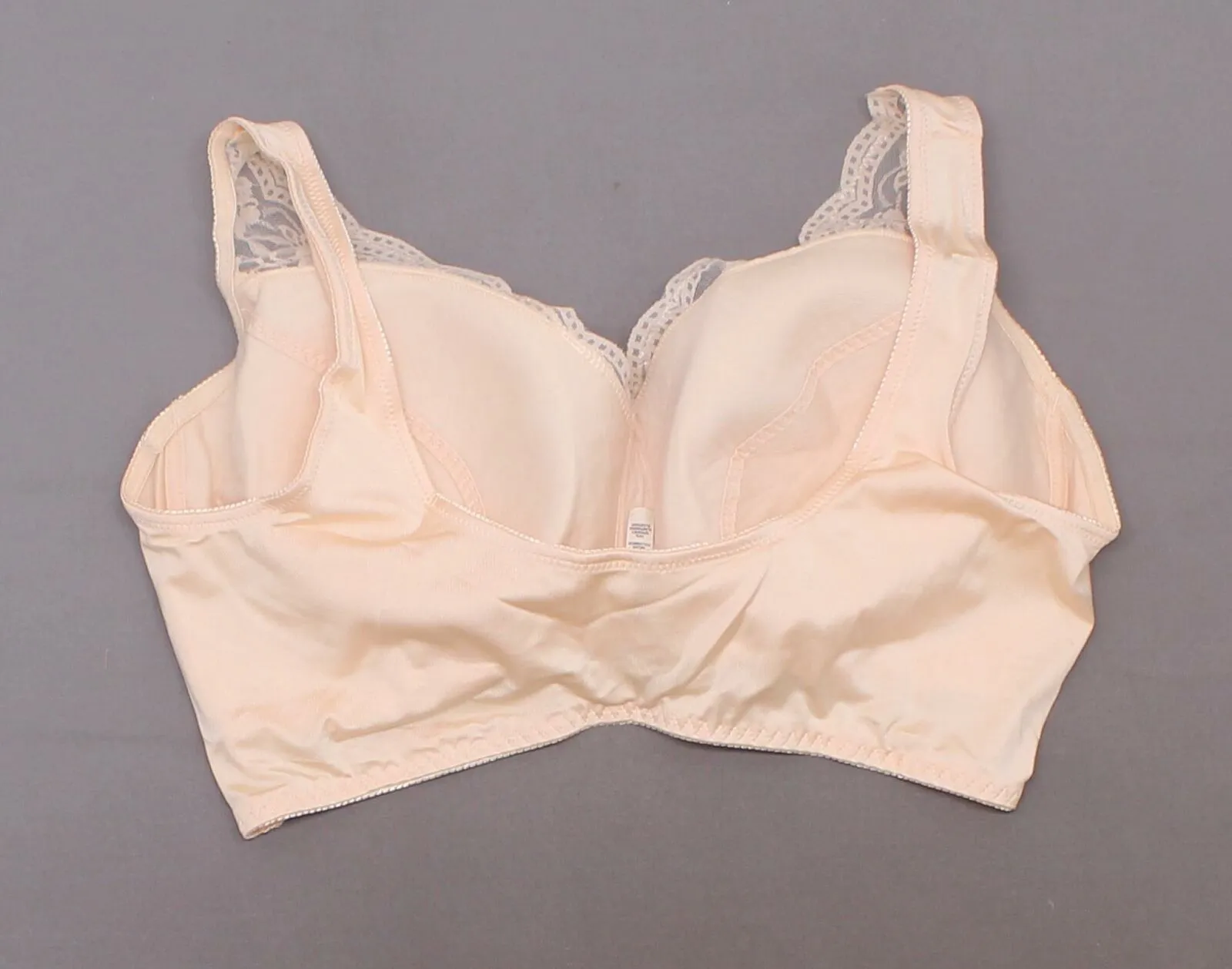 Rhonda Shear Plus Size Pinup Bra With Removable Pads