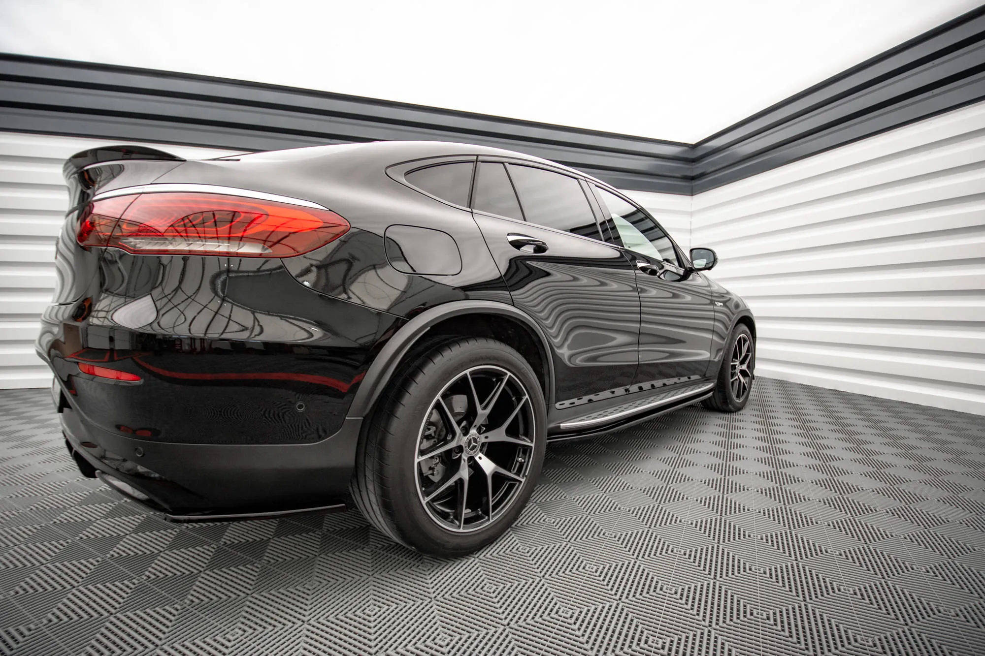 Side Skirts Diffusers V.1 Mercedes-Benz GLC Coupe AMG-Line C253