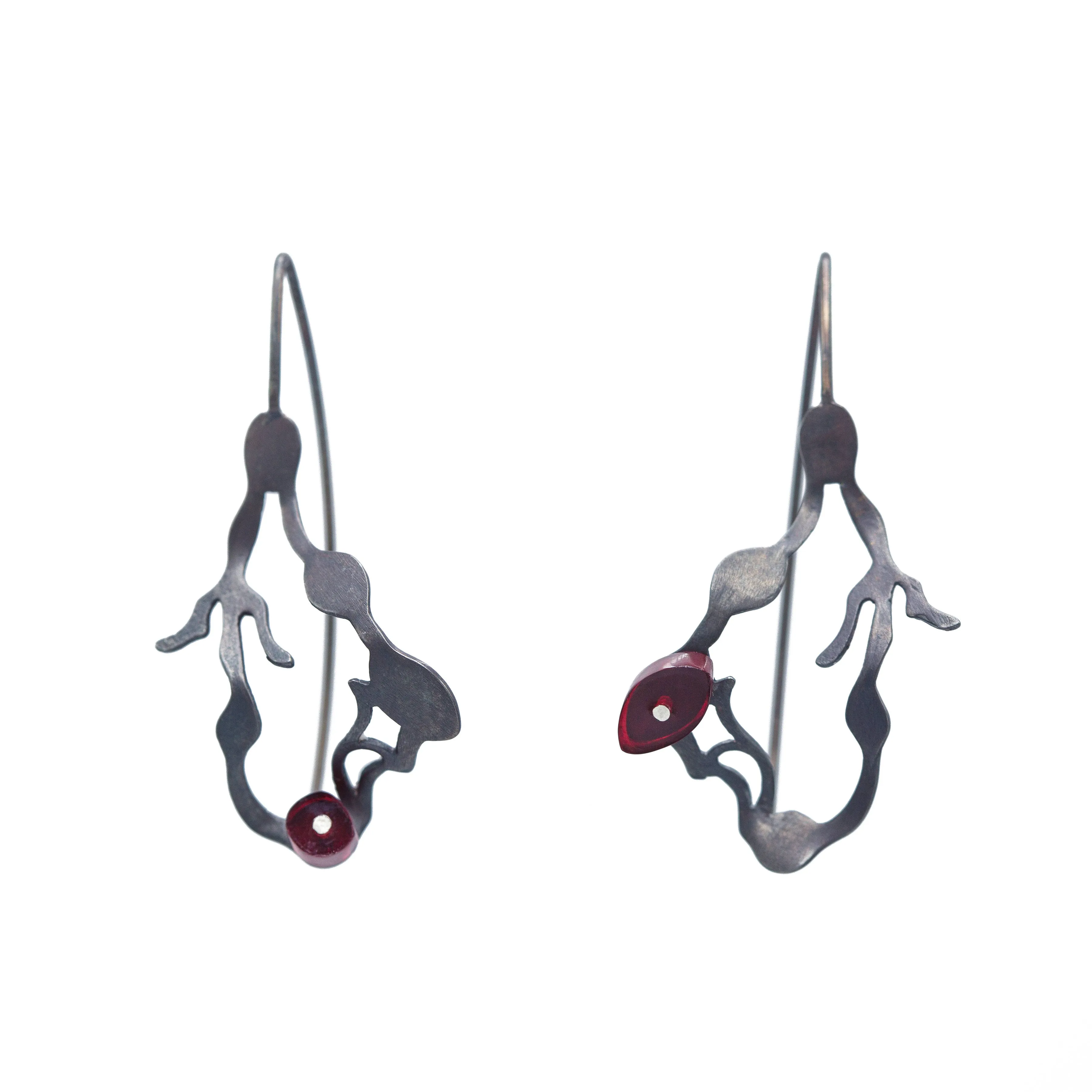 Small Hanging Seaweed Earrings in Oxidized Silver