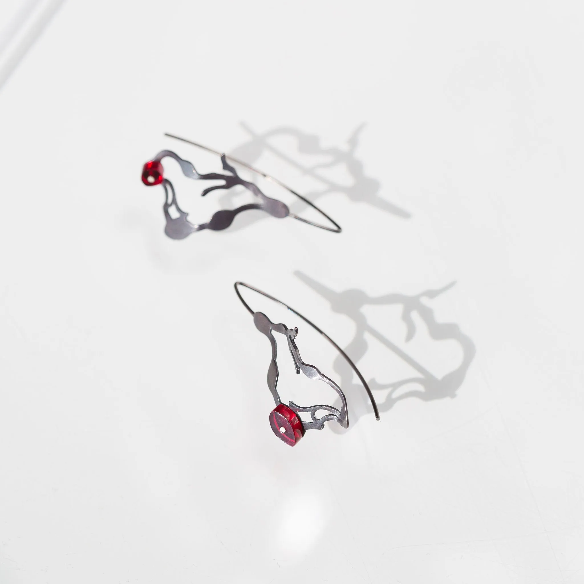 Small Hanging Seaweed Earrings in Oxidized Silver