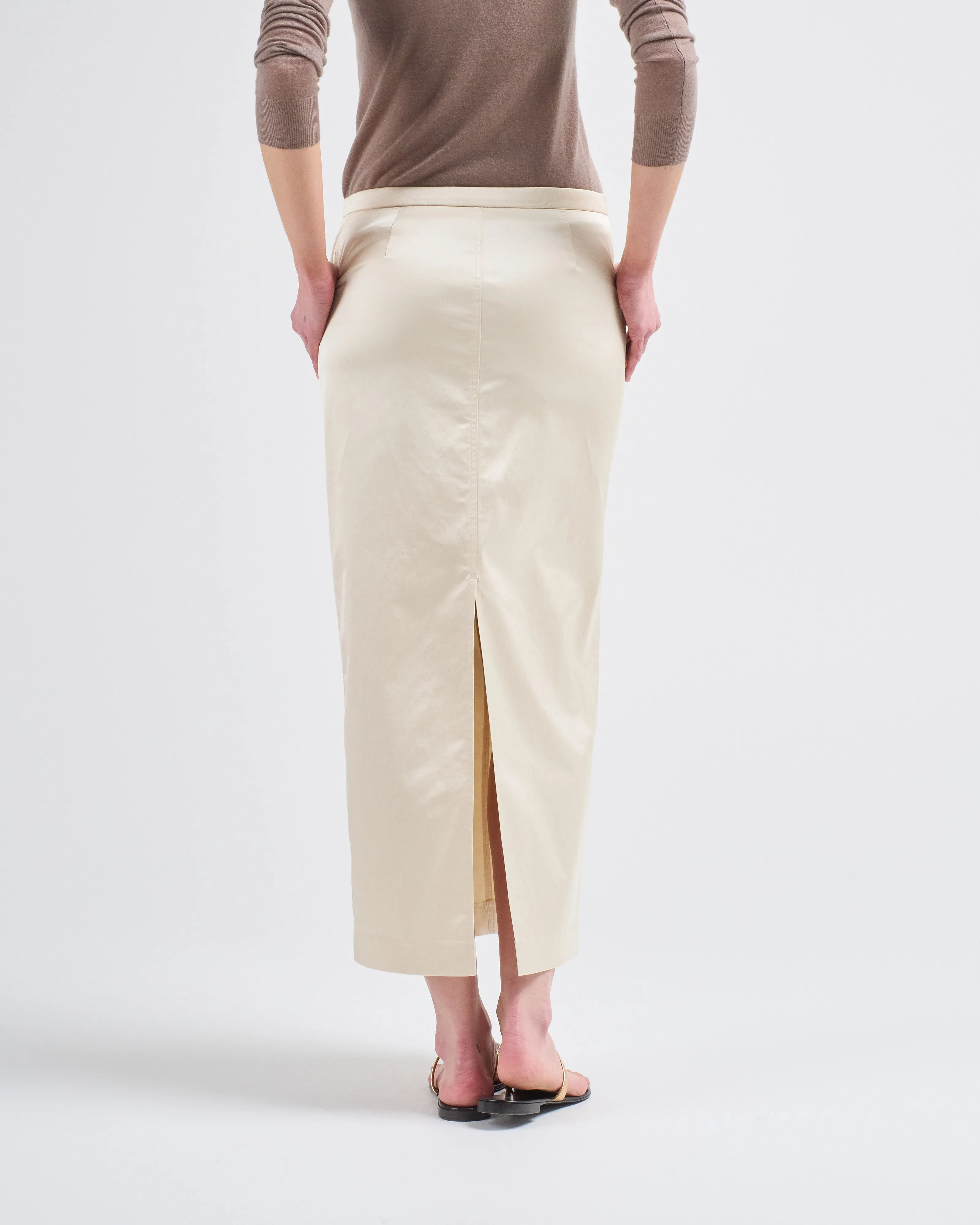 straight skirt