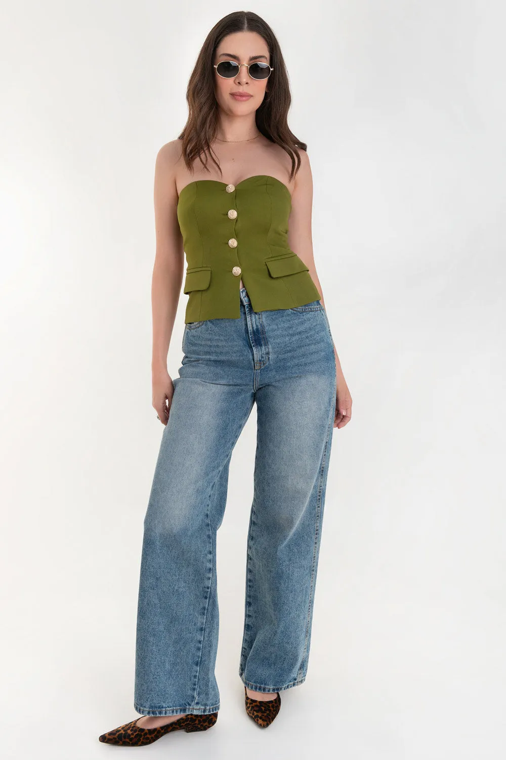 Top strapless escote corazón botones en contraste