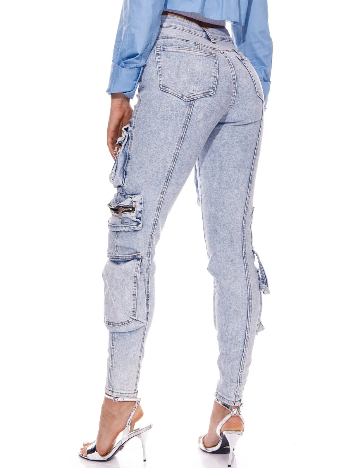 WOMEN'S BUTTON CLOSURE POCKETS SKINNY LEGS DENIM PANTS
