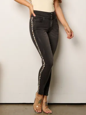WOMEN'S BUTTON CLOSURE SIDE TRIM DETAILED DENIM SKINNY JEANS