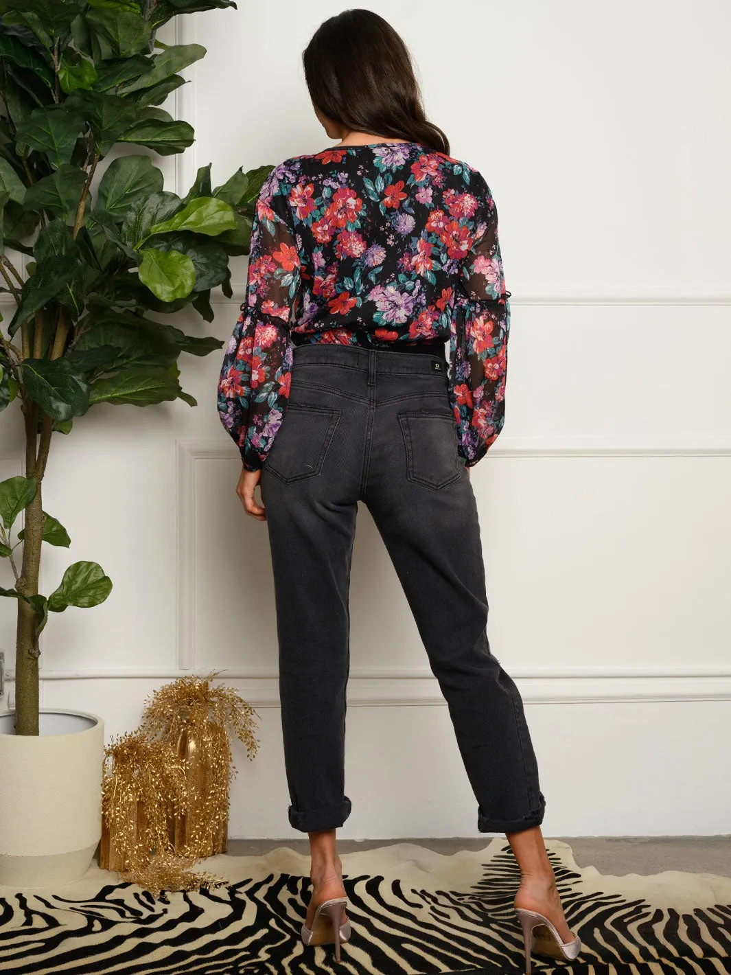 WOMEN'S LONG SLEEVE V-NECK FLORAL BODYSUIT