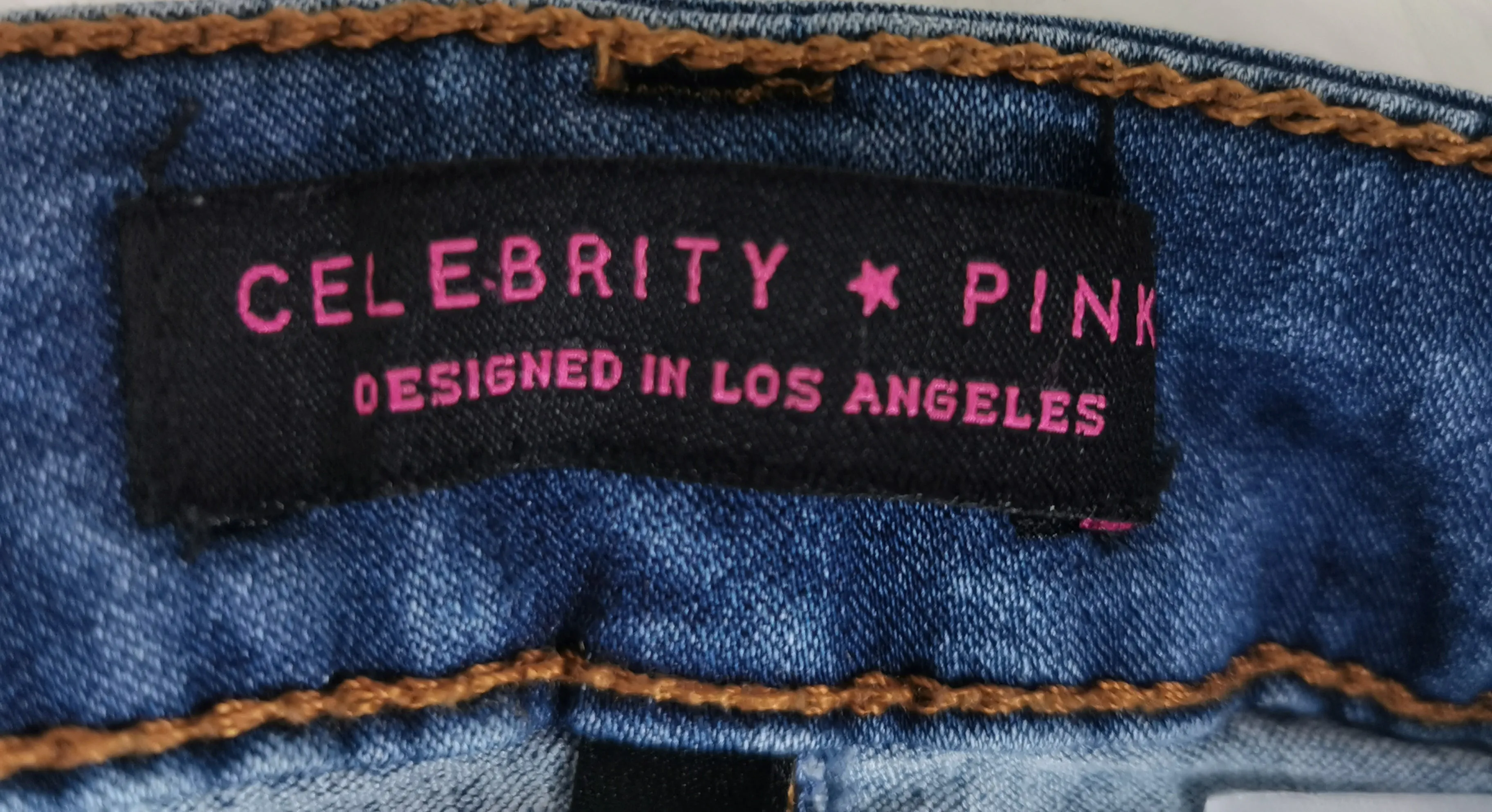WOMENS SIZE 1/25 or TEEN GIRL - CELEBRITY PINK, Skinny Stretch Jeans EUC B6