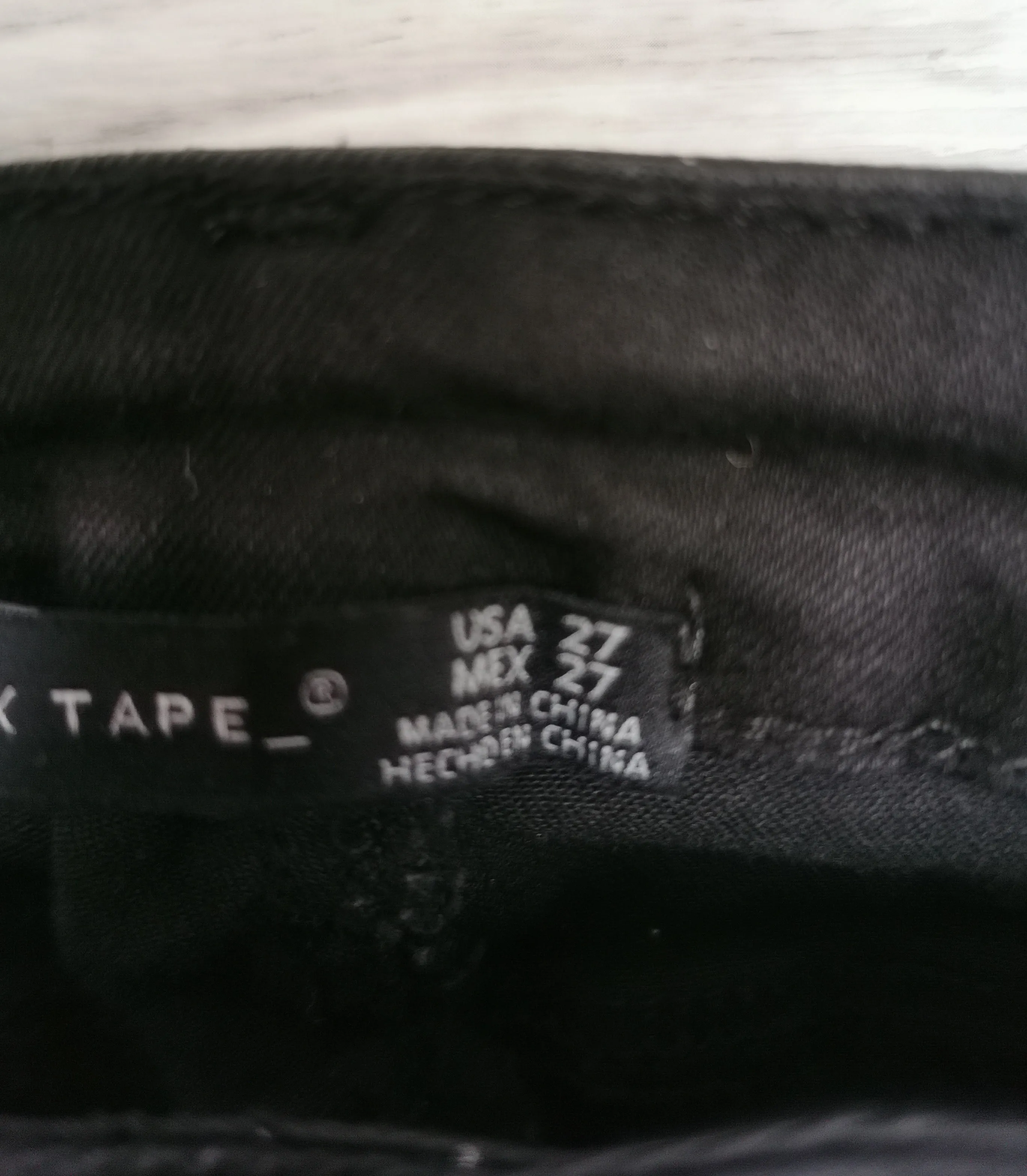 WOMENS SIZE 27 - BLACK TAPE, Low-Rise, Black Skinny Jeans NWT B26